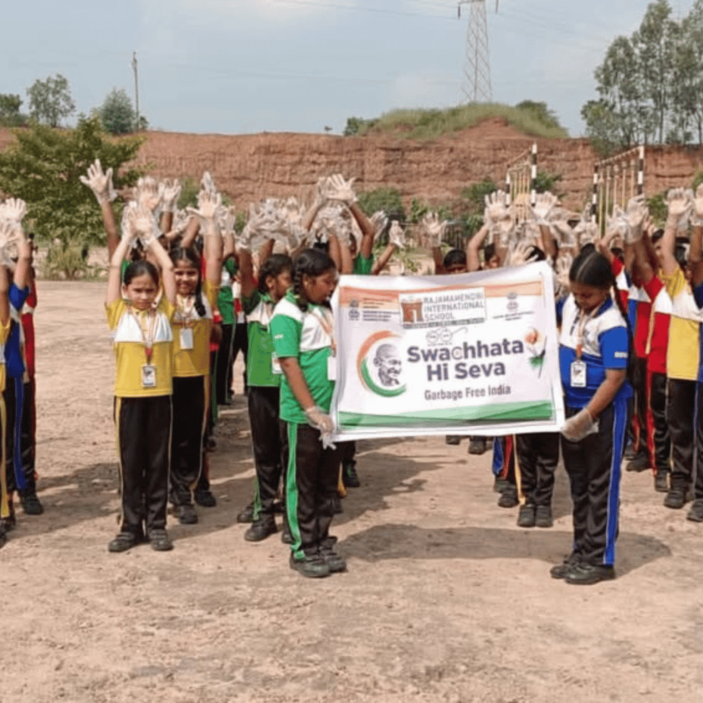 Swachhata Seva cleanliness rally with students promoting cleanliness in India